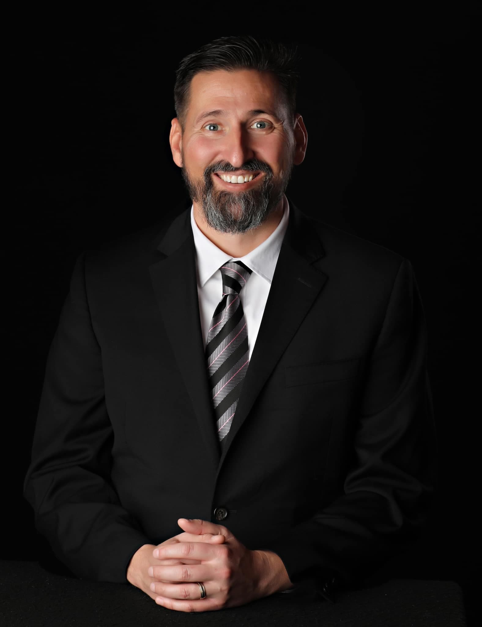 Pastor Nathan Noyes, Pastor at Gethsemane Church in Pekin Illinois